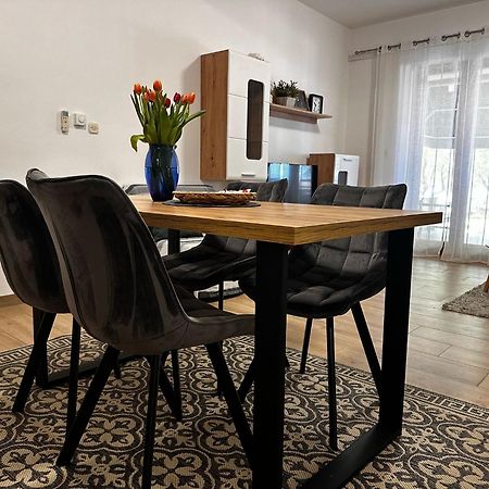 Apartmani Roko Biograd Na Moru Exterior foto